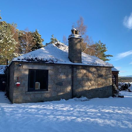 Amazing Cottage With Private Indoor Swim Pool And Hot Tub Grantown-on-Spey Экстерьер фото